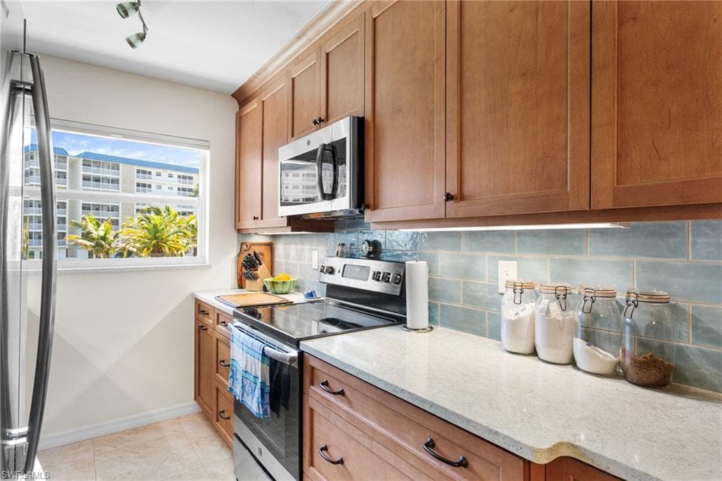 25720 Hickory BLVD 216 B-5