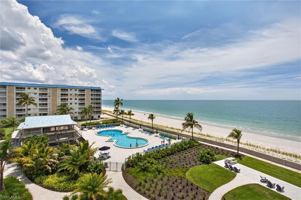 25720 Hickory BLVD 216 B-11