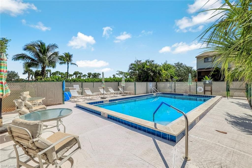 13532 Siesta Pines CT # 5, FORT MYERS FL 33908-23