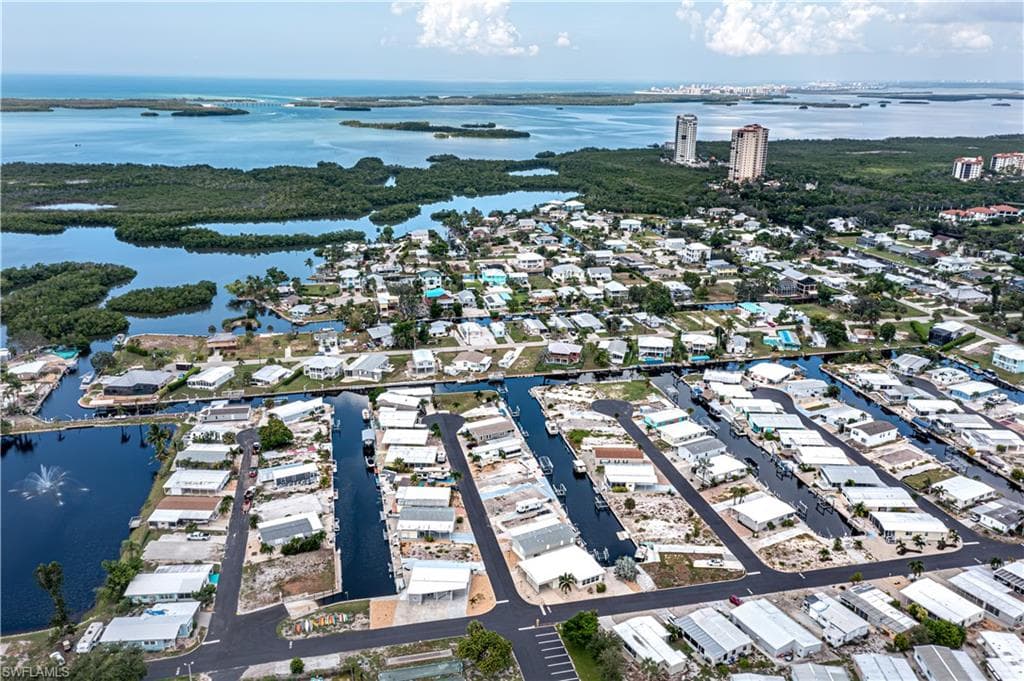 4677 Kahlua LN, BONITA SPRINGS FL 34134-12