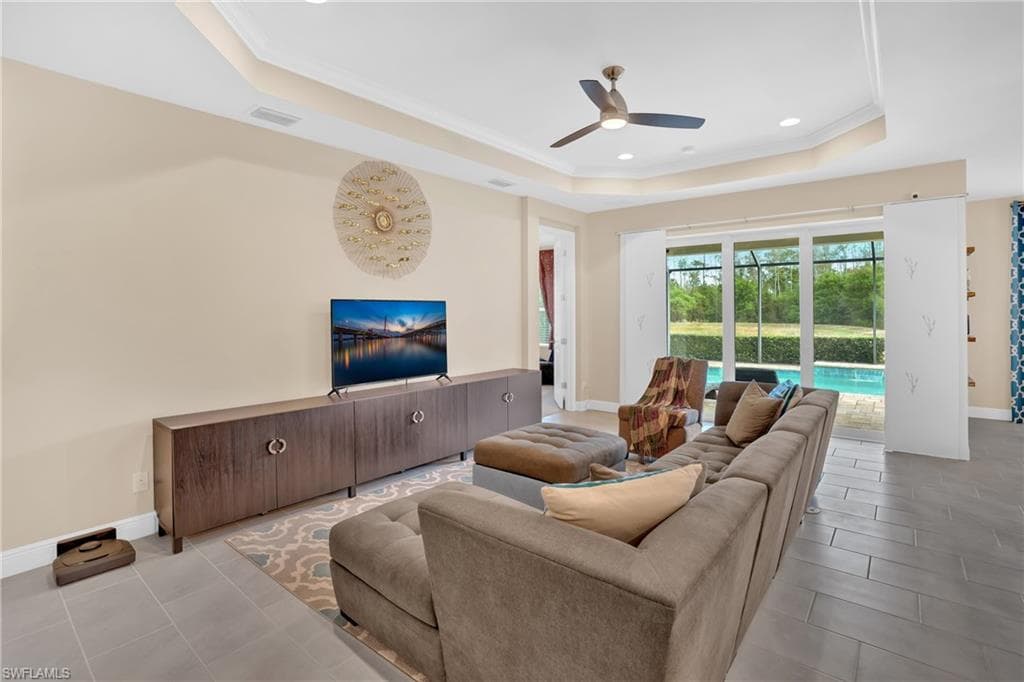 7530 Cypress Walk DR, FORT MYERS FL 33966-11