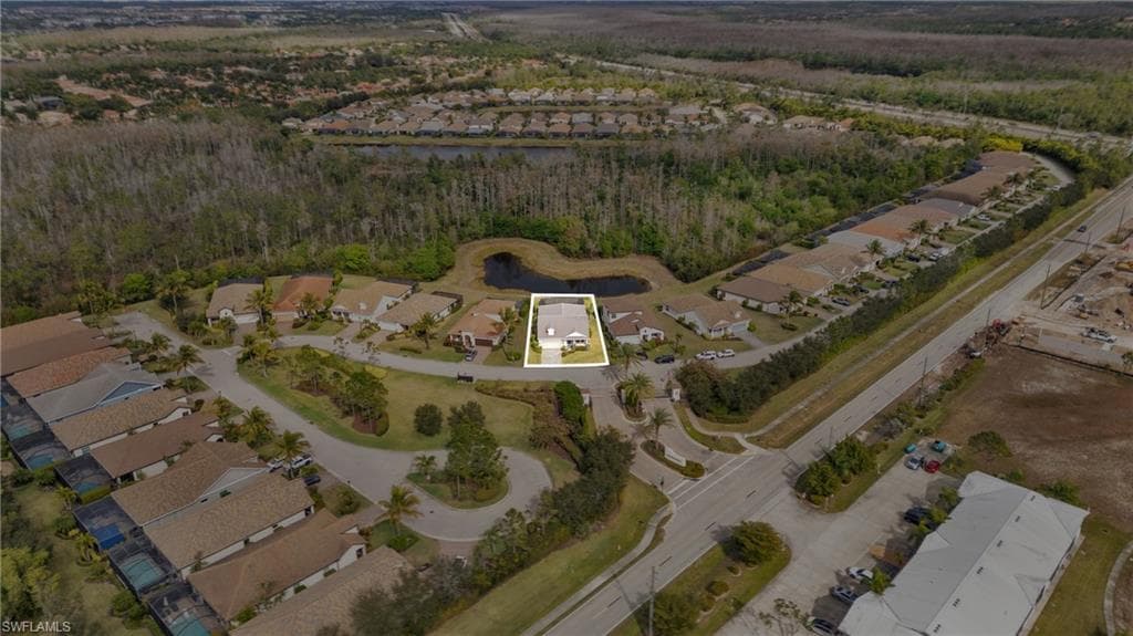 7530 Cypress Walk DR, FORT MYERS FL 33966-32