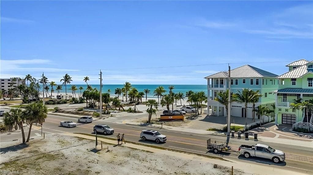 111 Coconut DR, FORT MYERS BEACH FL 33931-16