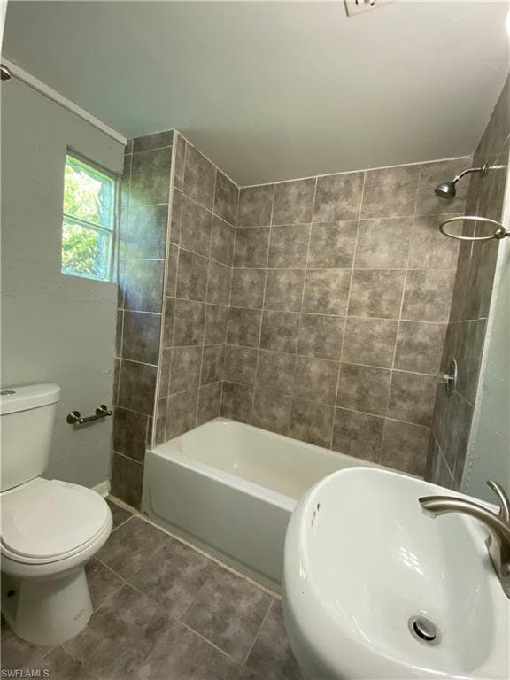 1539 Piney RD, NORTH FORT MYERS FL 33903-13