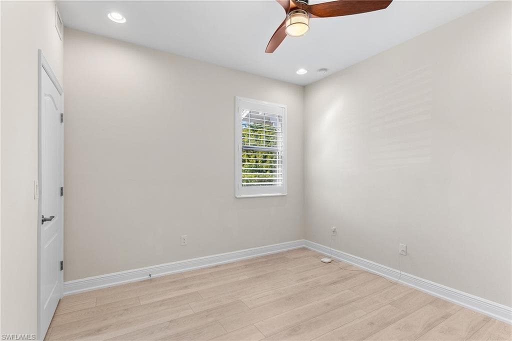 2343 Sheen LN # 401, NAPLES FL 34120-18