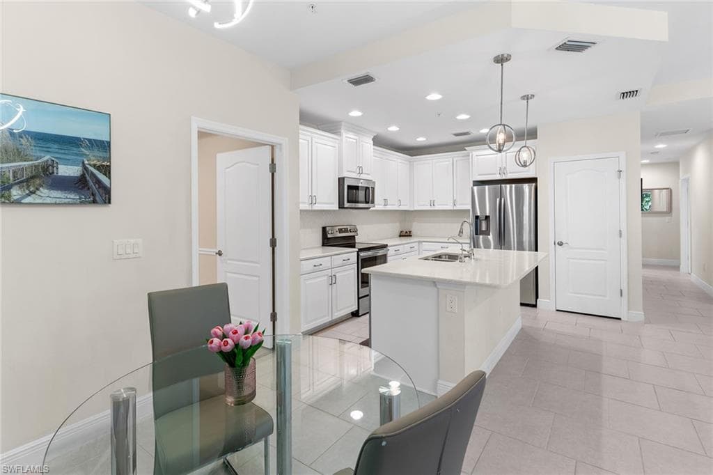 2343 Sheen LN # 401, NAPLES FL 34120-7