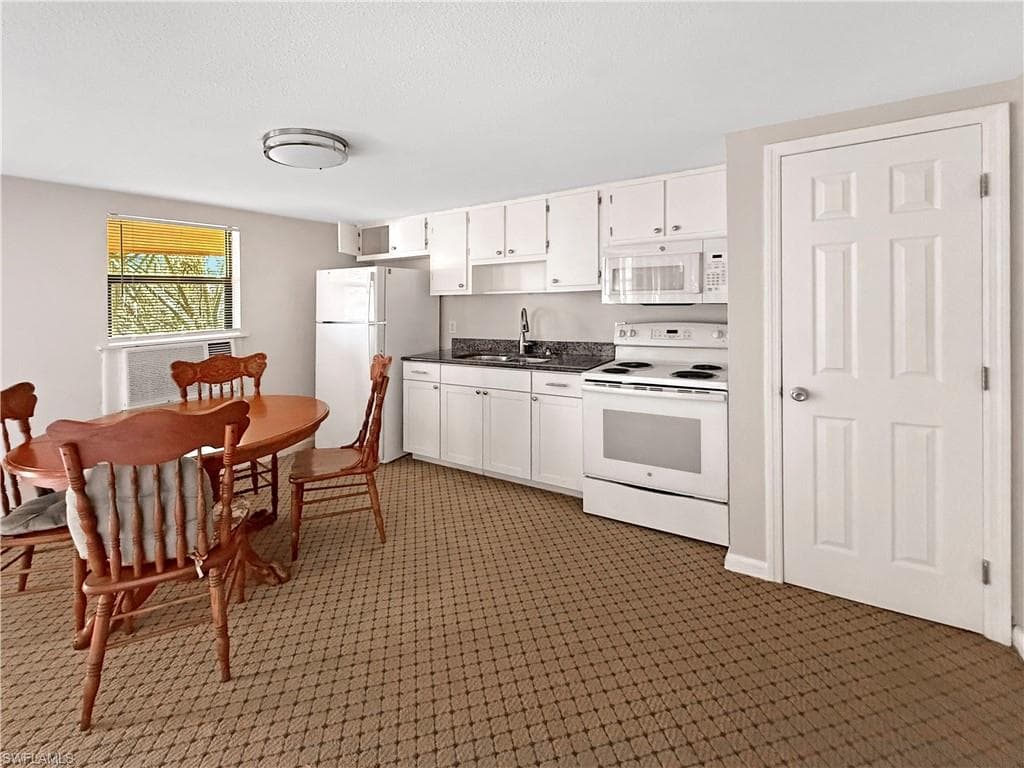 204 2nd ST # 1, FORT MYERS FL 33907-4
