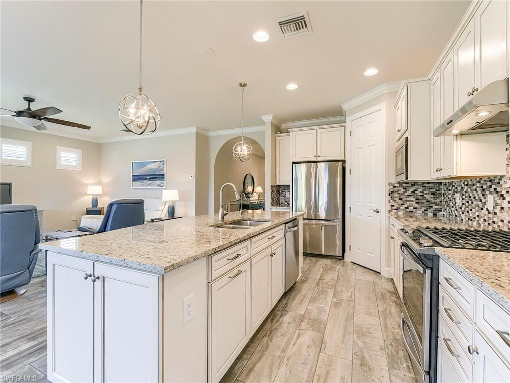 12044 Winfield CIR, FORT MYERS FL 33966-9