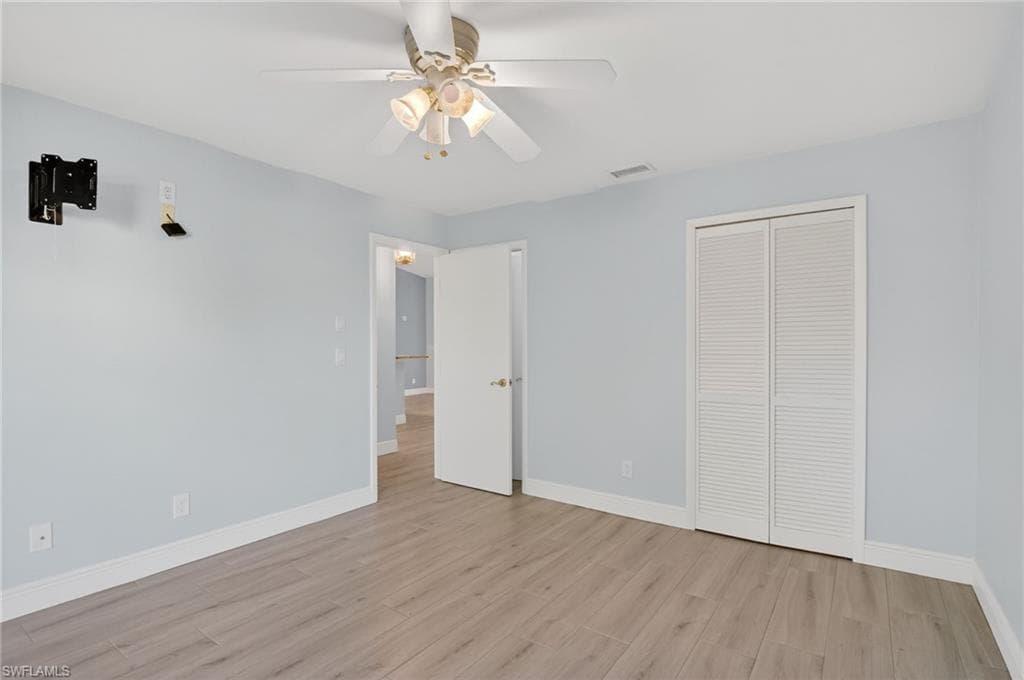 5365 Governors DR, FORT MYERS FL 33907-19