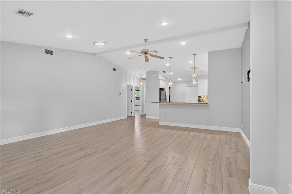 5365 Governors DR, FORT MYERS FL 33907-8