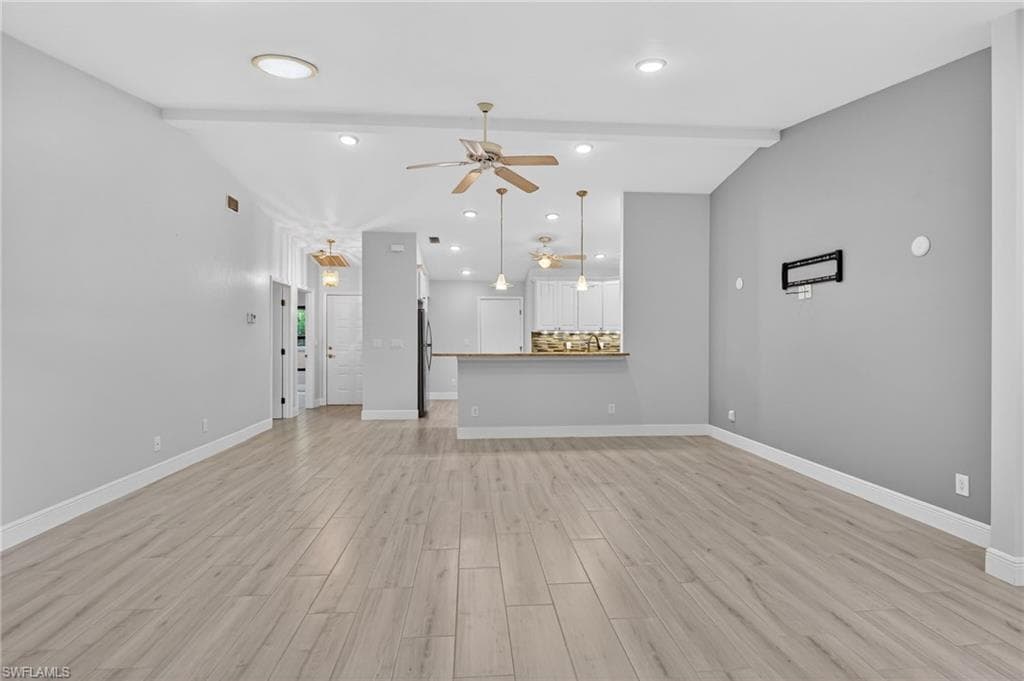 5365 Governors DR, FORT MYERS FL 33907-10