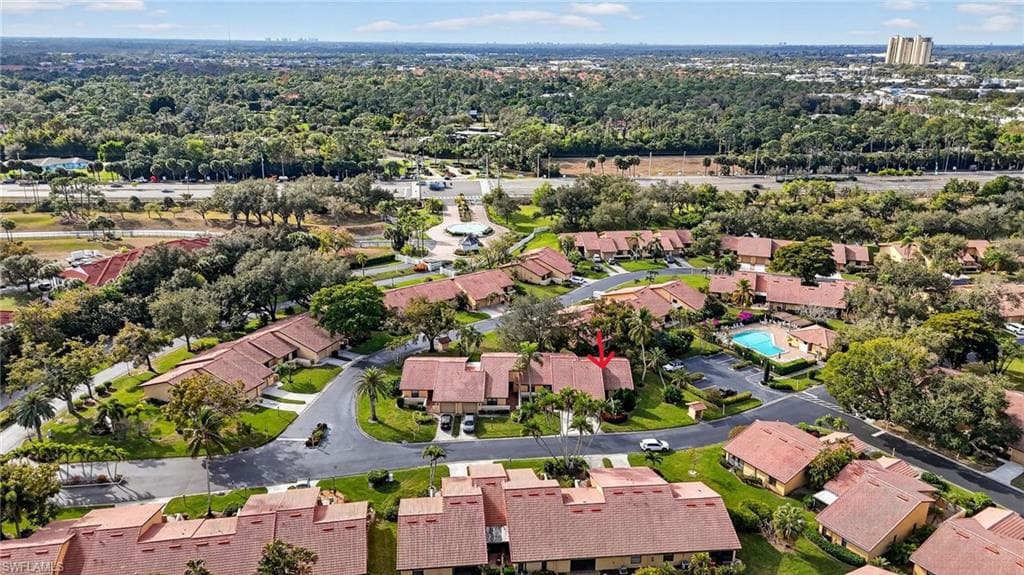 5365 Governors DR, FORT MYERS FL 33907-28