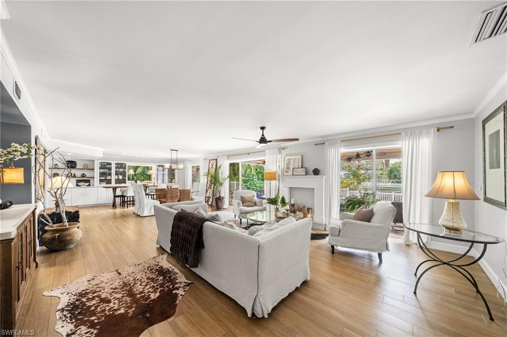 1030 Aqua LN-5