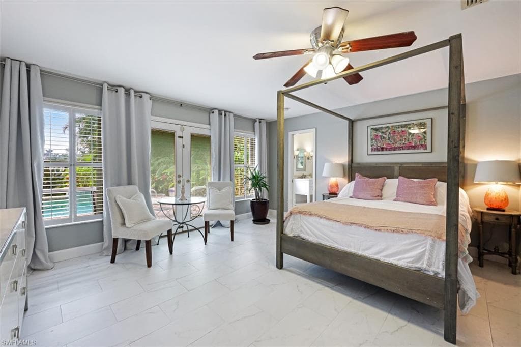 1030 Aqua LN-12