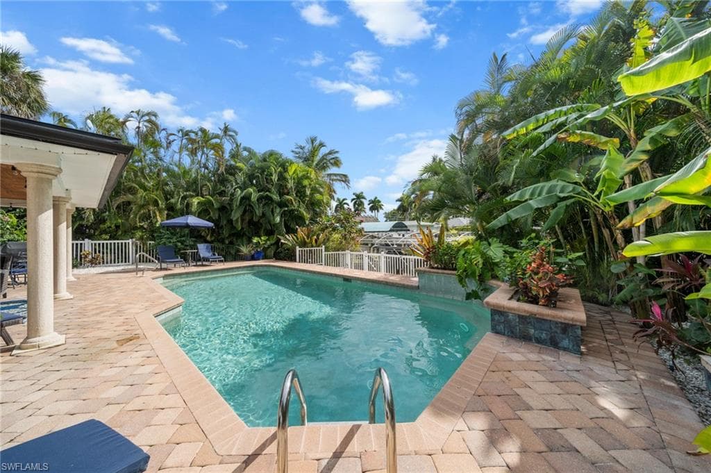 1030 Aqua LN-4