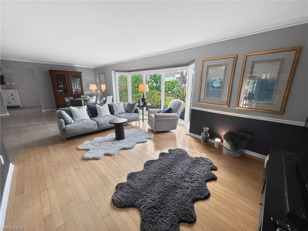 1030 Aqua LN-9