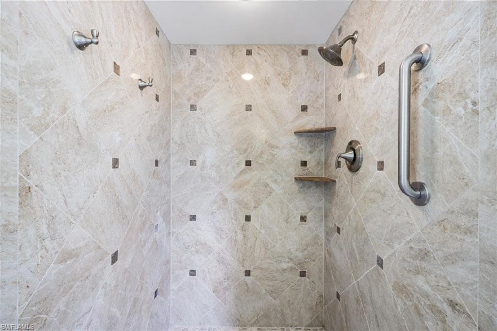 1030 Aqua LN-17