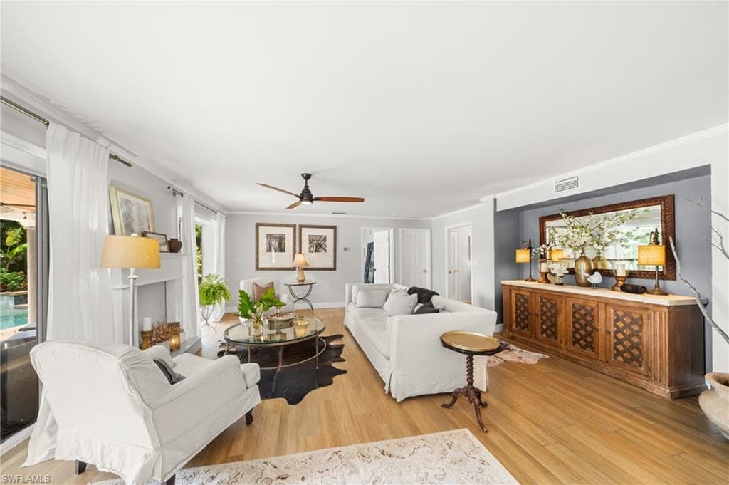 1030 Aqua LN-7