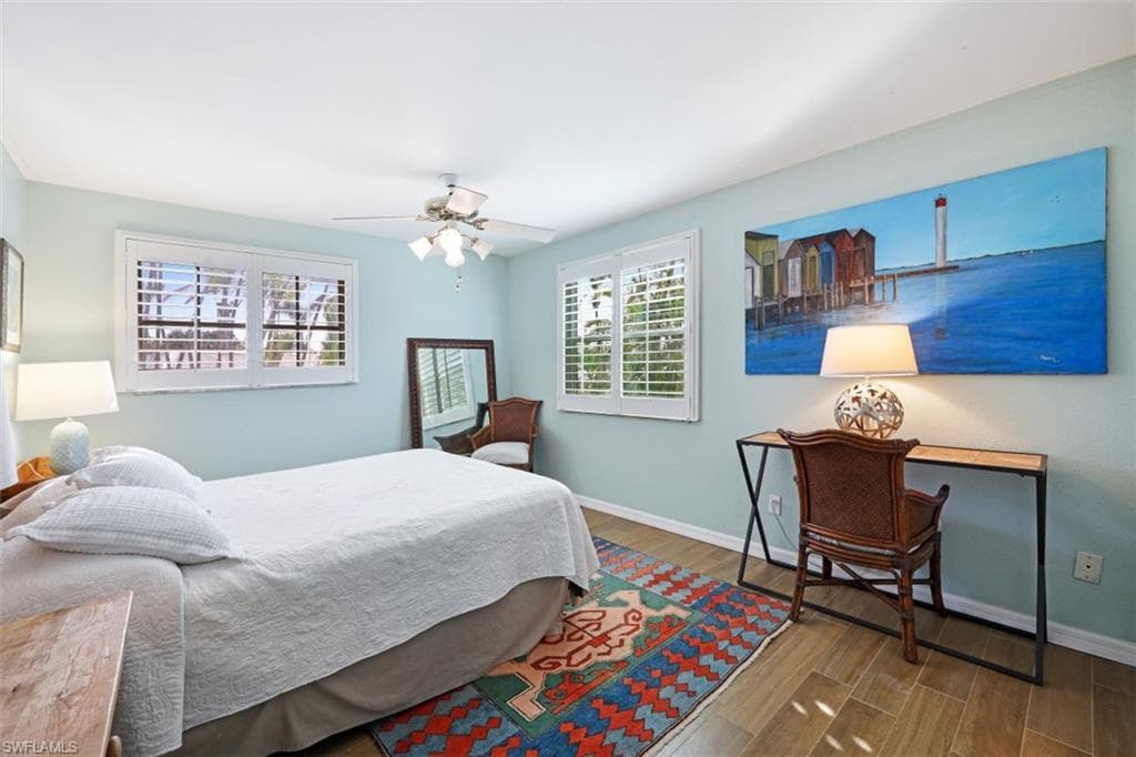 1030 Aqua LN-20