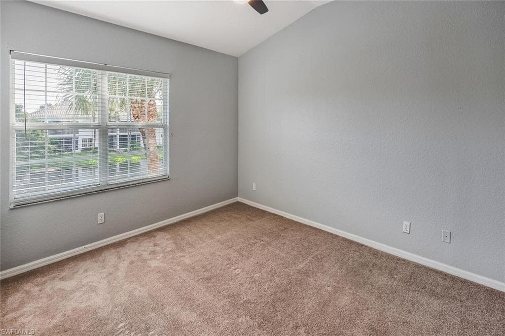 6812 Satinleaf RD S # 202, NAPLES FL 34109-9