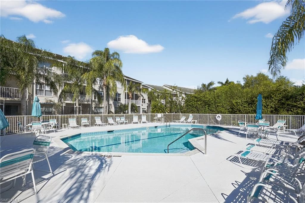 28881 Bermuda Lago CT # 202, BONITA SPRINGS FL 34134-26