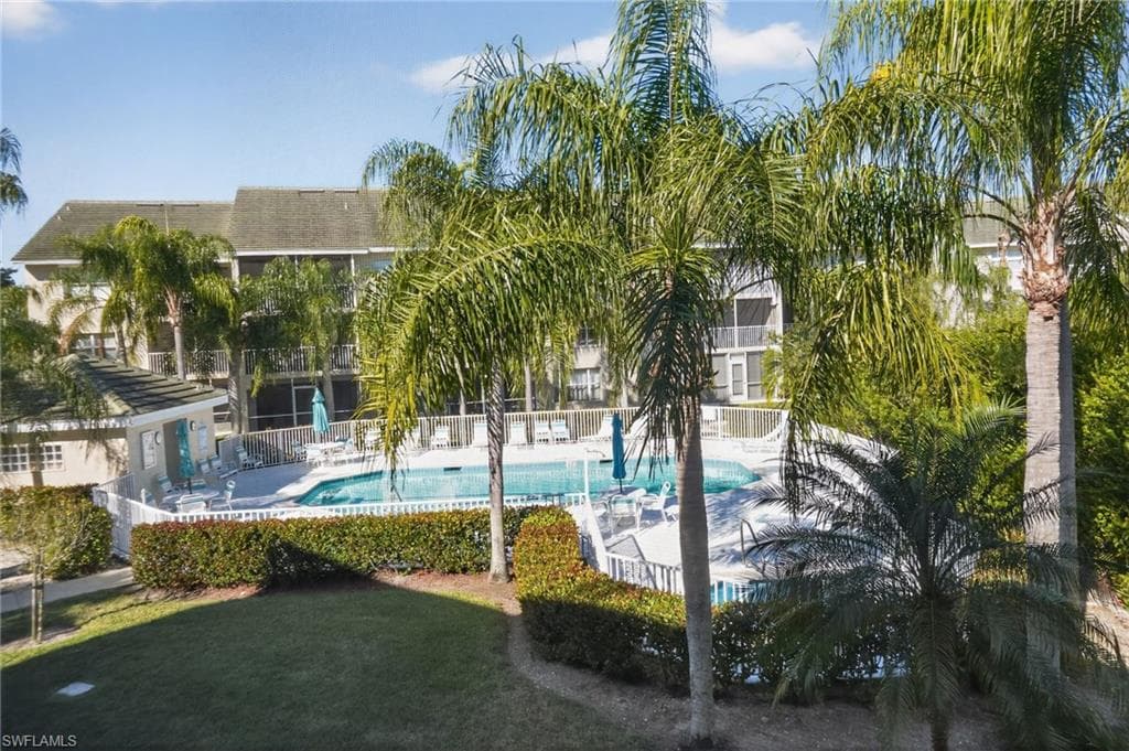 28881 Bermuda Lago CT # 202, BONITA SPRINGS FL 34134-27