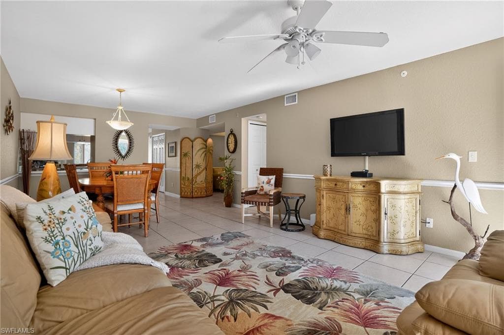 28881 Bermuda Lago CT # 202, BONITA SPRINGS FL 34134-4