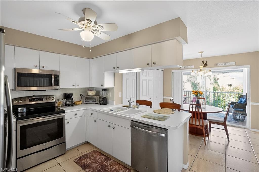 28881 Bermuda Lago CT # 202, BONITA SPRINGS FL 34134-9