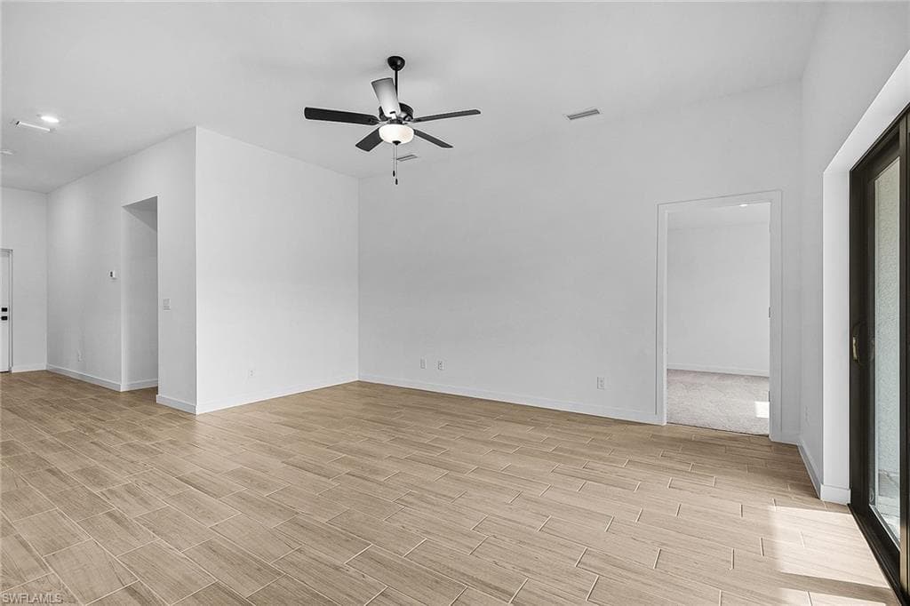 706 Zeppelin PL, FORT MYERS FL 33913-5
