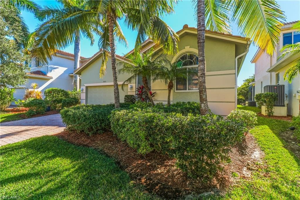 8622 Sumner AVE, FORT MYERS FL 33908-1