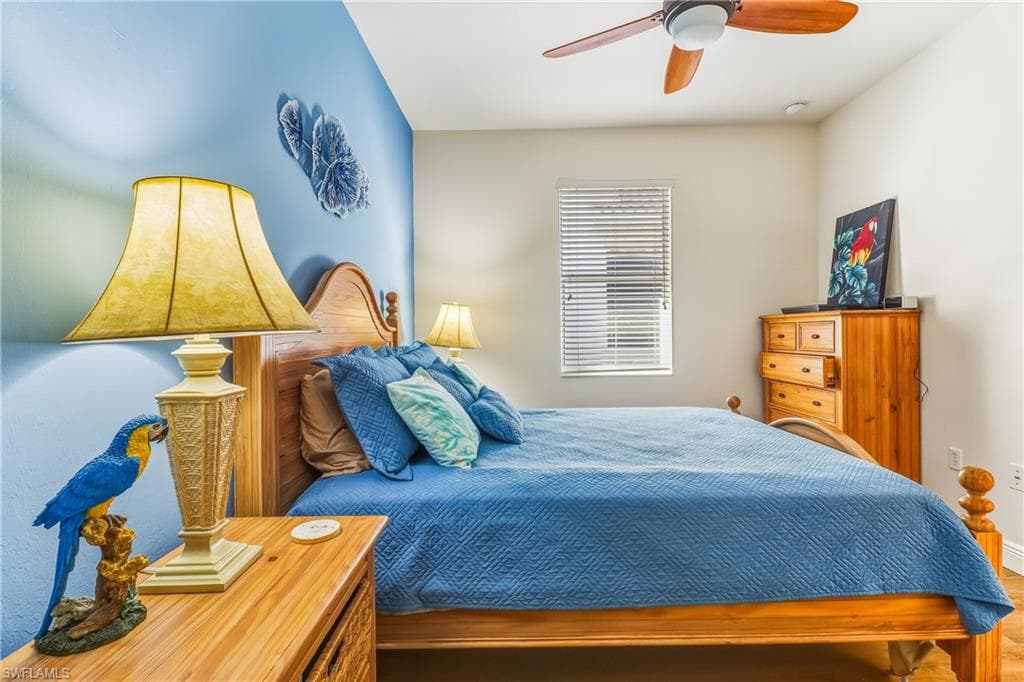 8622 Sumner AVE, FORT MYERS FL 33908-29