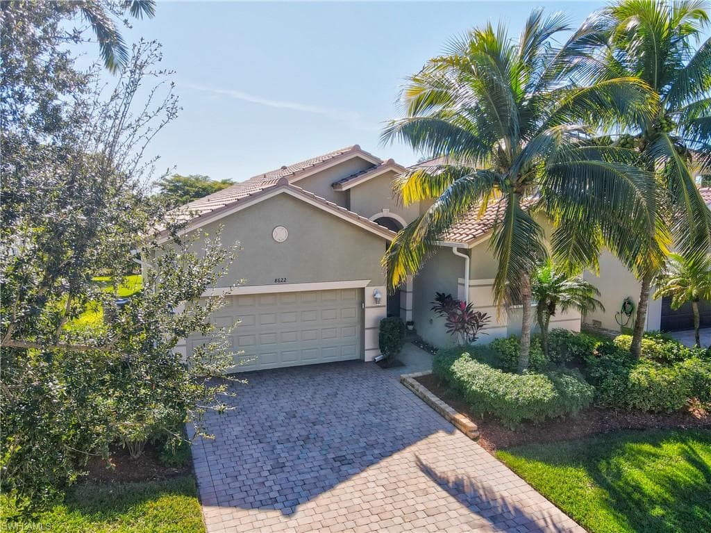 8622 Sumner AVE, FORT MYERS FL 33908-40