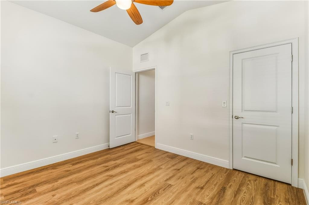 8622 Sumner AVE, FORT MYERS FL 33908-34