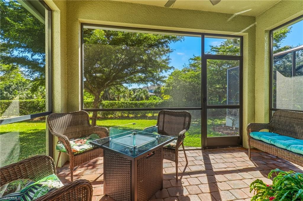 8622 Sumner AVE, FORT MYERS FL 33908-38