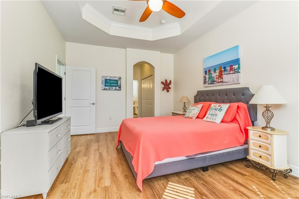 8622 Sumner AVE, FORT MYERS FL 33908-20