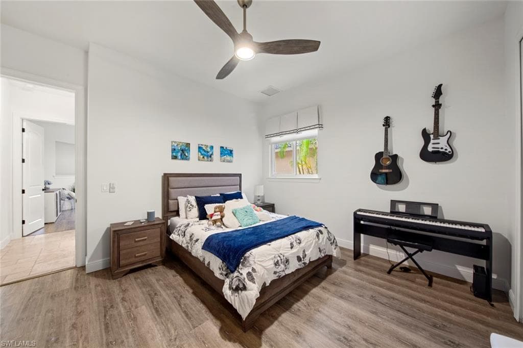 27153 Barefoot LN, BONITA SPRINGS FL 34135-27