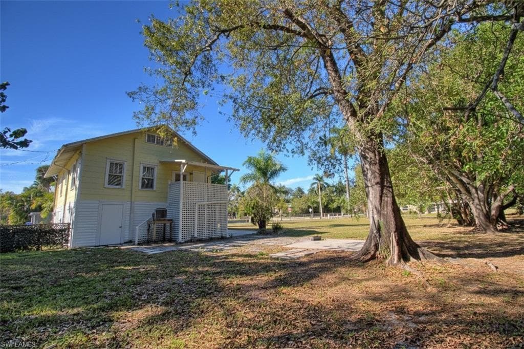 1615 Cranford AVE, FORT MYERS FL 33916-20