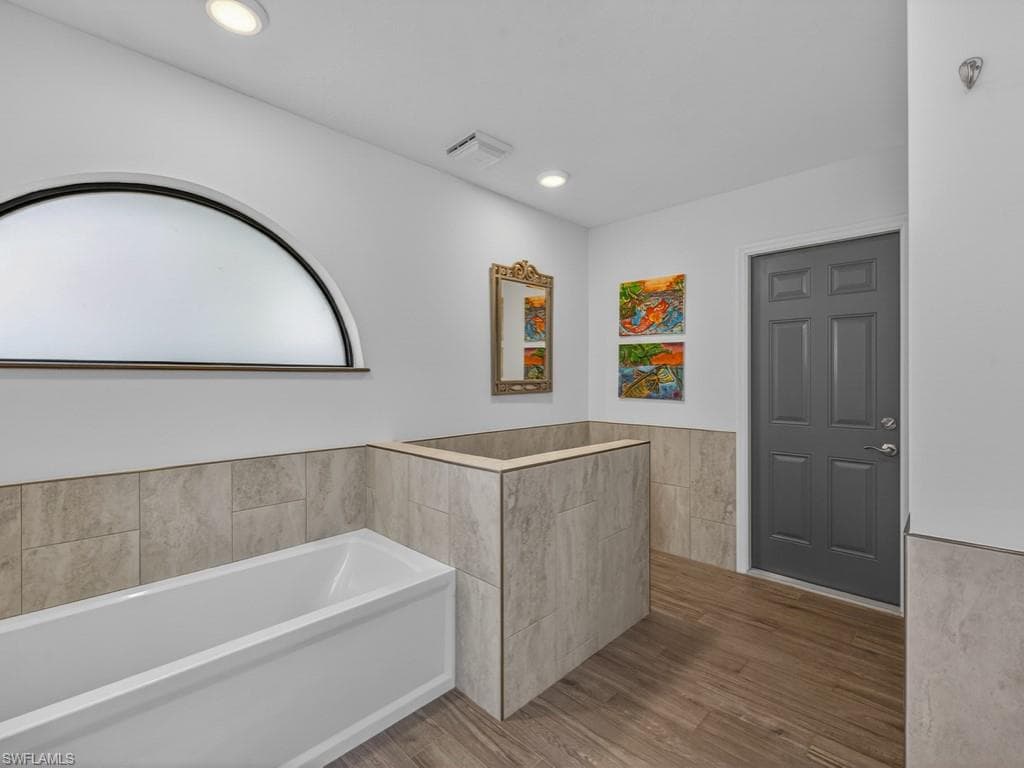 2264 Outrigger LN-5