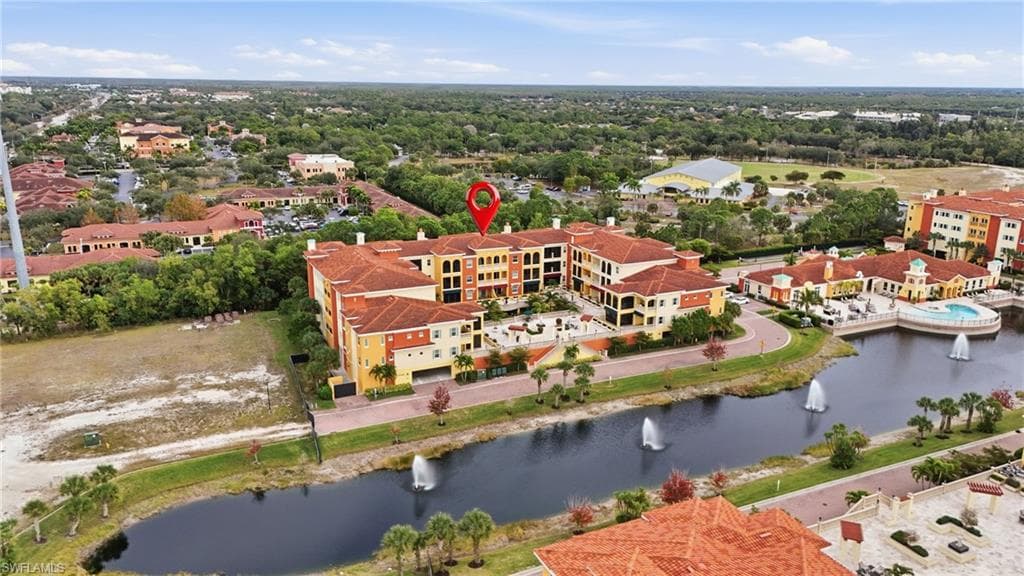 21490 Strada Nuova CIR # 307, ESTERO FL 33928-37