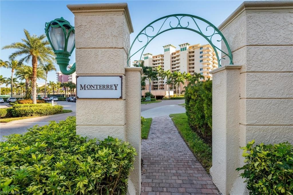 980 Cape Marco DR # 1705, MARCO ISLAND FL 34145-41
