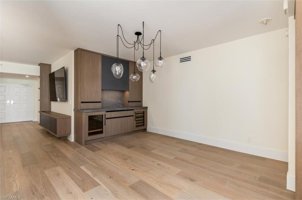 980 Cape Marco DR # 1705, MARCO ISLAND FL 34145-14