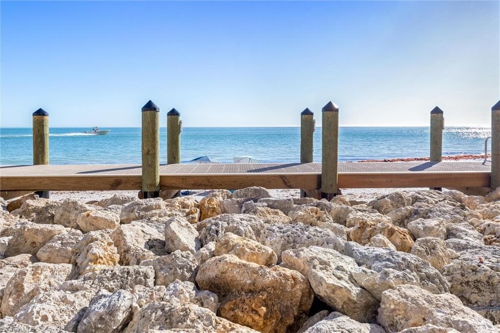 980 Cape Marco DR # 1705, MARCO ISLAND FL 34145-38