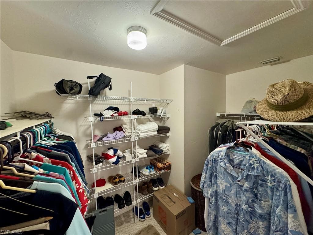 501 Lake Louise CIR # 203, NAPLES FL 34110-11