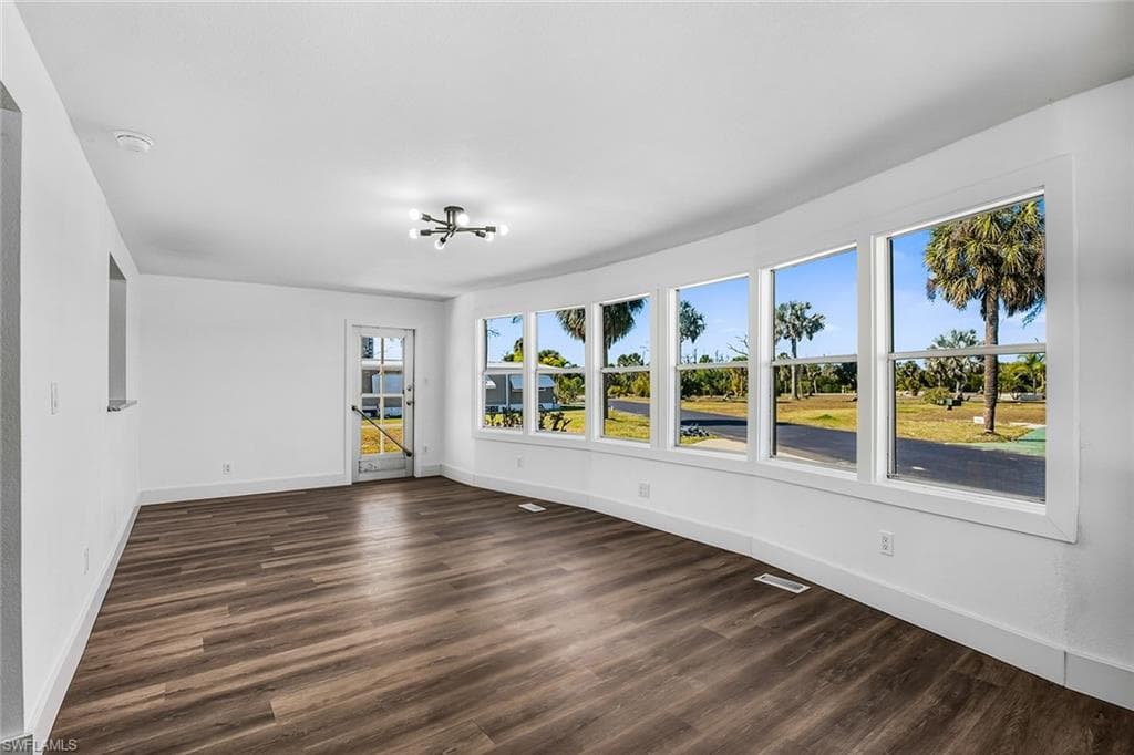 13651 Grackle DR-7