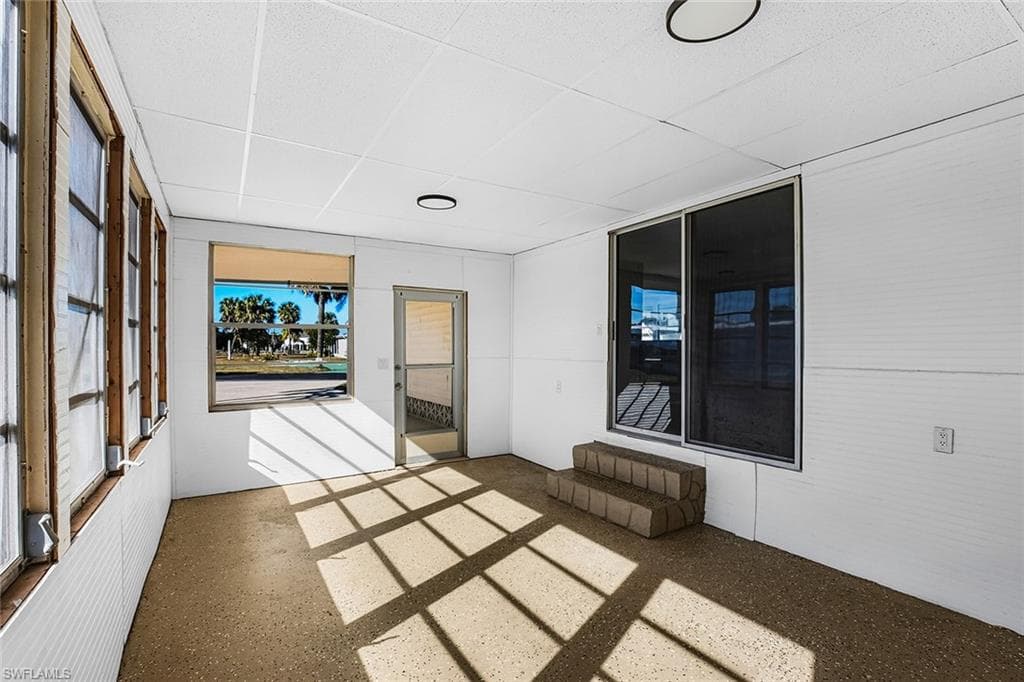 13651 Grackle DR-32