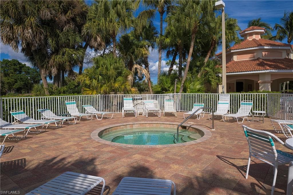 4015 Palm Tree BLVD # 104, CAPE CORAL FL 33904-38