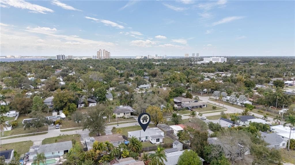 1542 Coconut DR-27