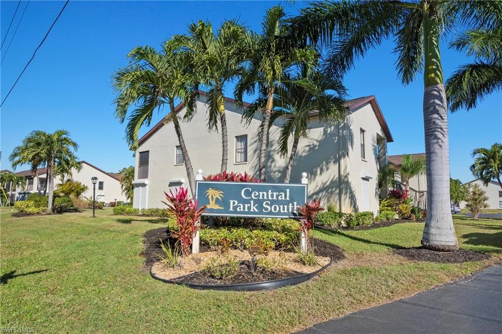 9290 Lake Park DR 201-24