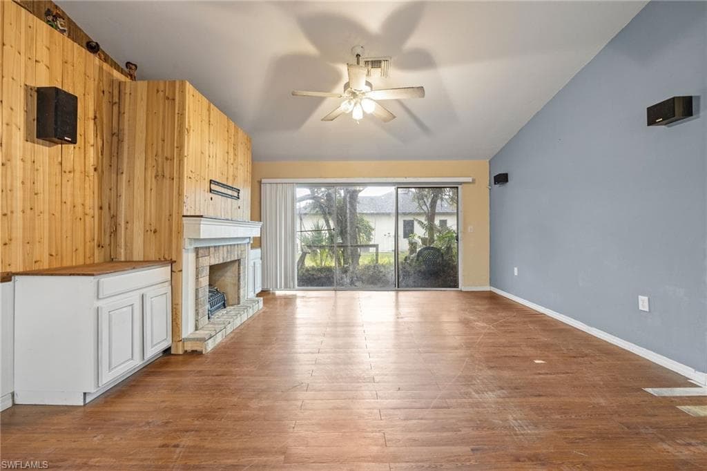 2406 E 23rd ST, ALVA FL 33920-4