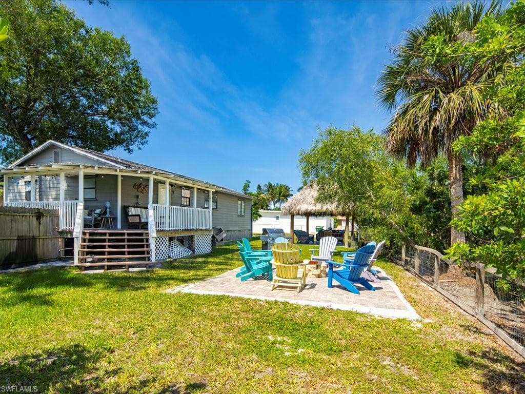 2469 Florida AVE, NAPLES FL 34112-1